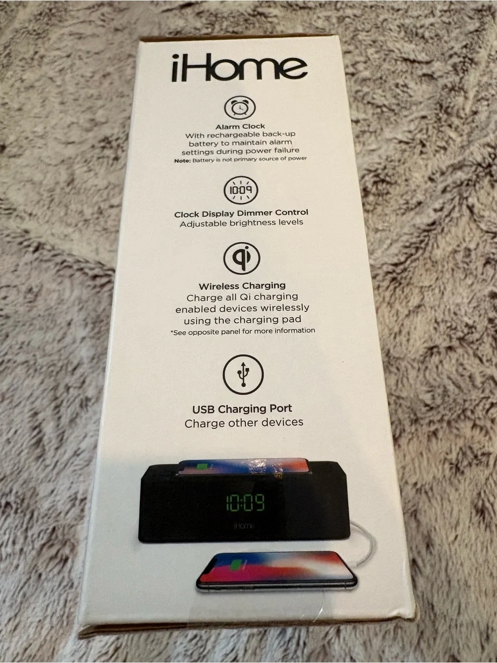 iHome Wireless Charging Alarm Clock - NWT